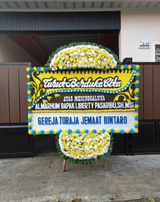 Papan Bunga Duka di Mempawah Hulu